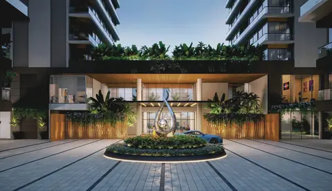 Arrival court and entrance lobby